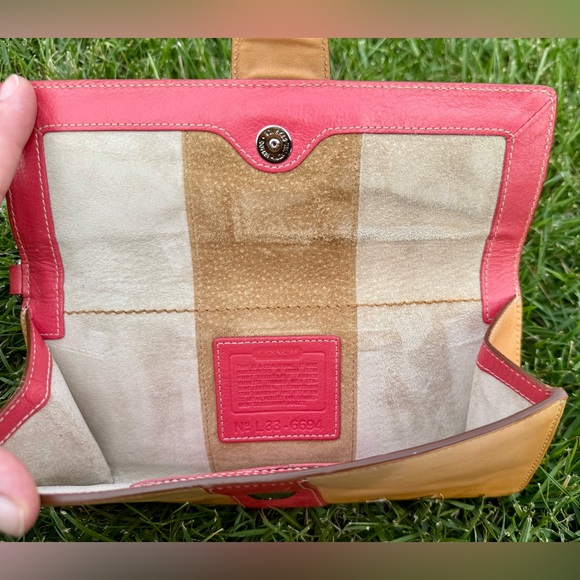 Vintage Coach SoHo Vachetta Leather Clutch - Picture 4 of 17